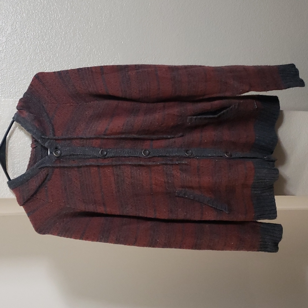 Rvca button up sweater size medium